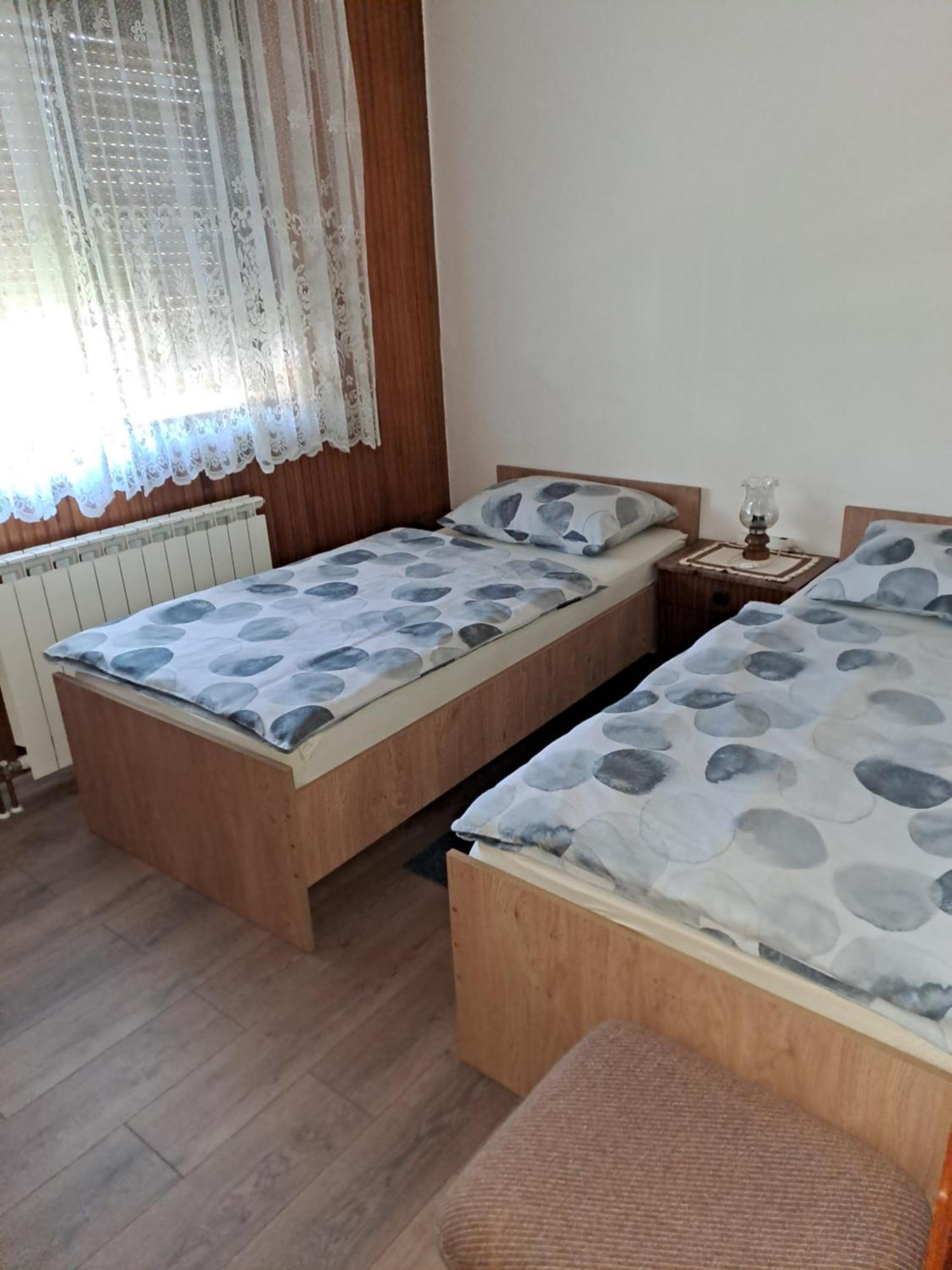 Apartman "Jagar" Ogulin Exterior foto